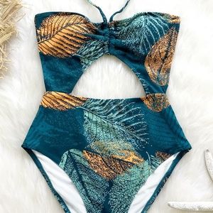 NWT Cupshe Palm Print One-piece Swimsuit